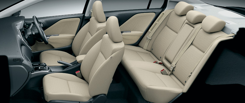 ハイブリッド LX Honda SENSING（アイボリー/ファブリック）