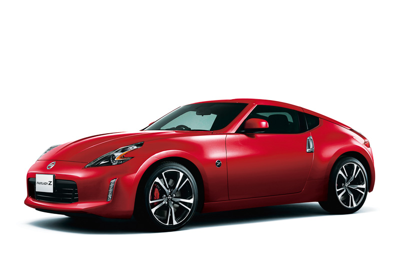 「カーマインレッド」