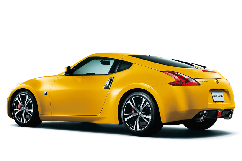 「プレミアムアルティメイトイエロー」