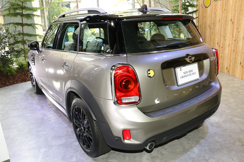 PHEV（プラグインハイブリッドカー）の「MINI クーパー S E クロスオーバー ALL4」