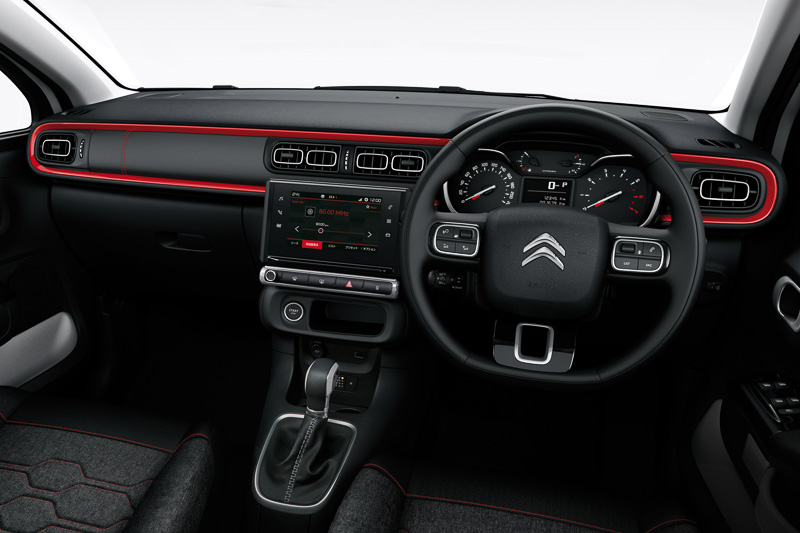 シャイン DEBUT EDITIONのインテリア