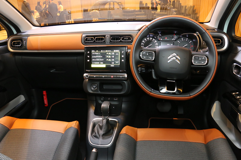 シャイン DEBUT EDITIONのインテリア