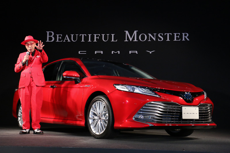 カムリのイメージを「帰国子女」「メジャーリーグで活躍している日本人選手」と表現するテリー伊藤さん