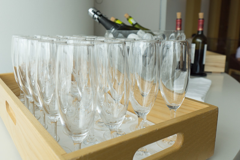 シャンパンやワインなども用意されている
