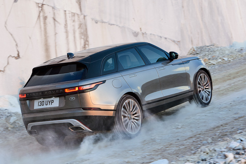 走破性をさらに高める「テレイン・レスポンス2オート」「オール・テレイン・プログレス・コントロール・システム（ATPC）」などをオプション設定（FIRST EDITIONのみ標準装備）