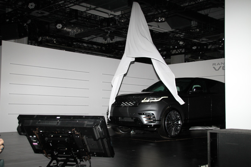 レンジローバー第4のモデルとして登場した「レンジローバー ヴェラール」のアンベール
