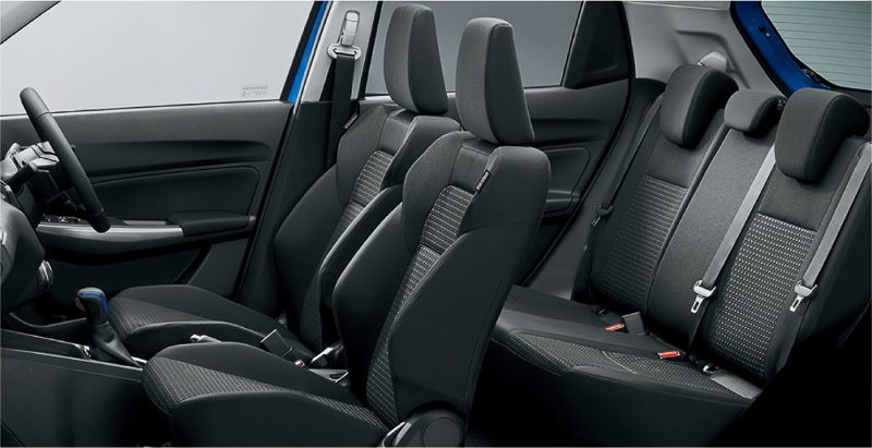 インテリア HYBRID SL 全方位モニター付メモリーナビゲーション装着車