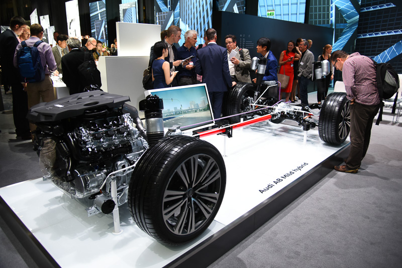 新型アウディ A8のパワートレーン