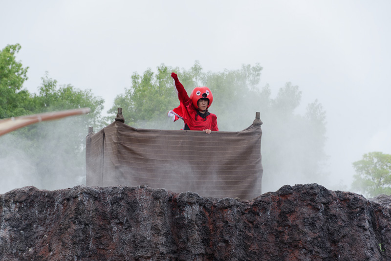 火口からタコらしきキャラが顔を見せたりする