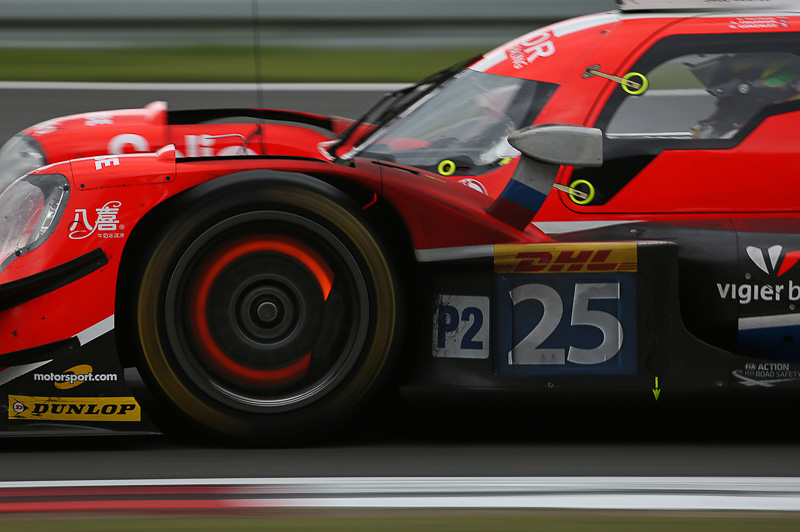 激しいブレーキングでディスクが焼ける