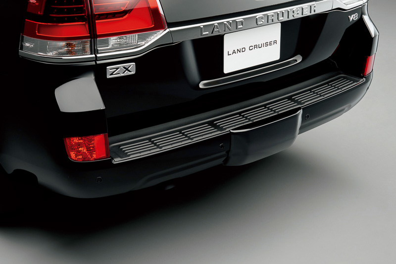 新しく全車にオプション設定された「ヒッチメンバー」