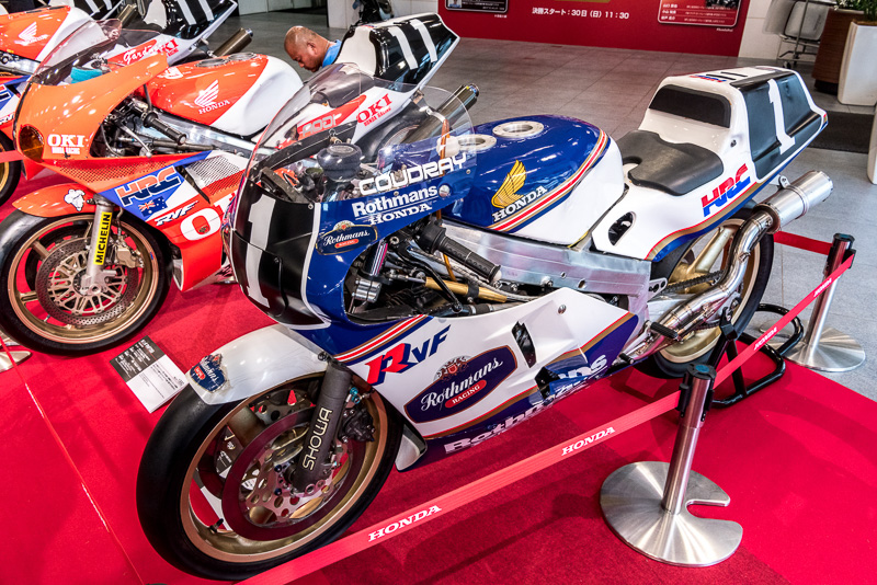 1985年 RVF750（TEAM HRC）