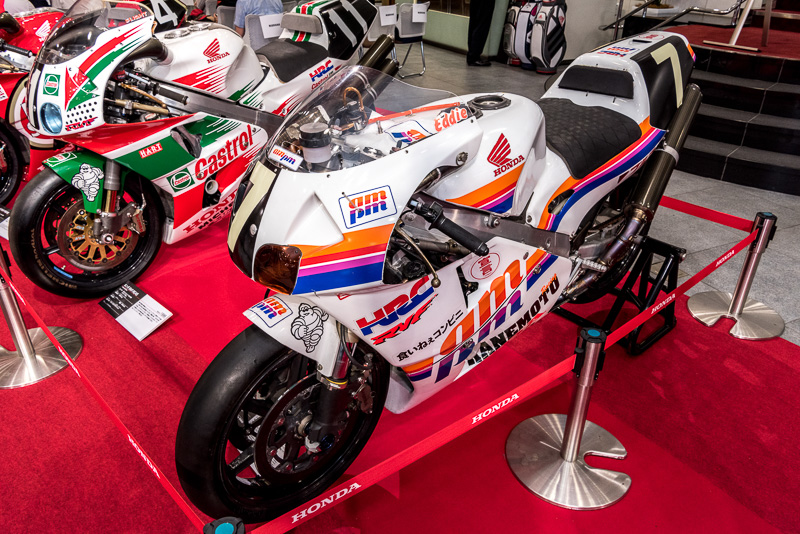 1993年 RVF750（am/pm カネモト・ホンダ）