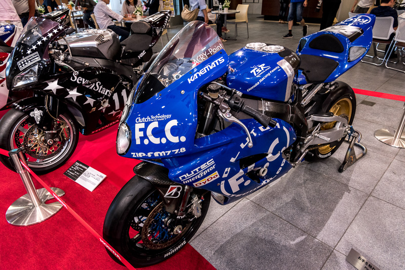 2006年 CBR1000RR（F.C.C.TSR ZIP-FM Racing Team）
