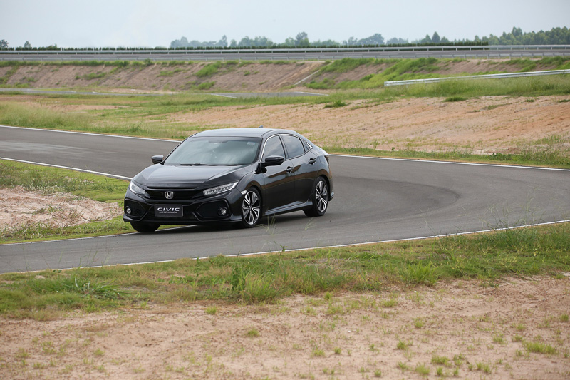 ワインディングコース