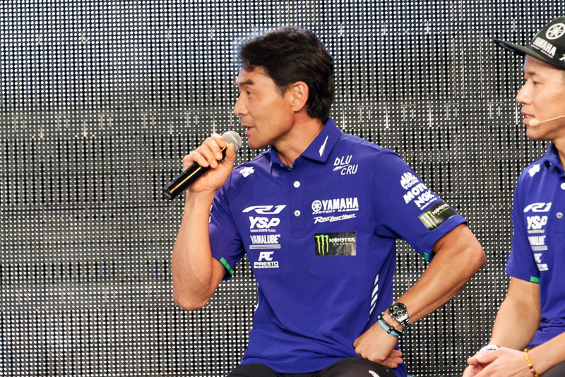 21号車ヤマハ ファクトリー レーシング チームのチーム監督の吉川和多留氏