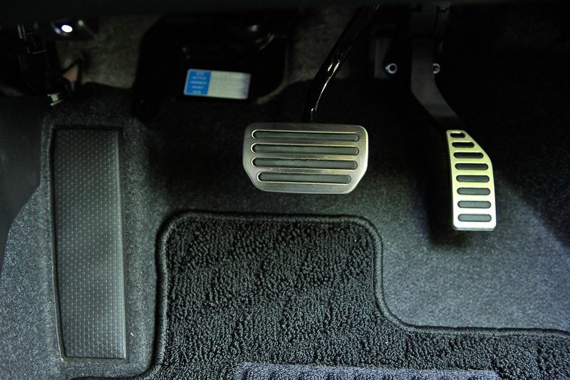 ステンレス製ペダルプレート