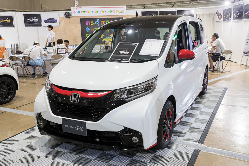 フリード Modulo X CONCEPT