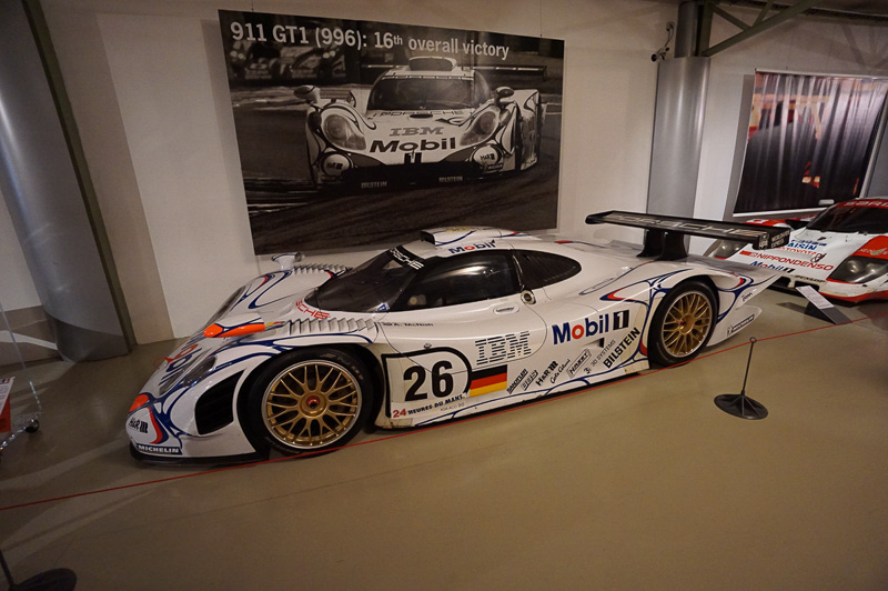 ポルシェ 911GT1