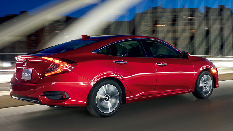 シビック セダンの走行イメージ