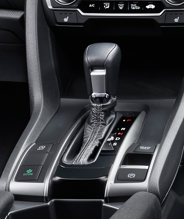 セダンとハッチバックに搭載される7速モード付きCVT