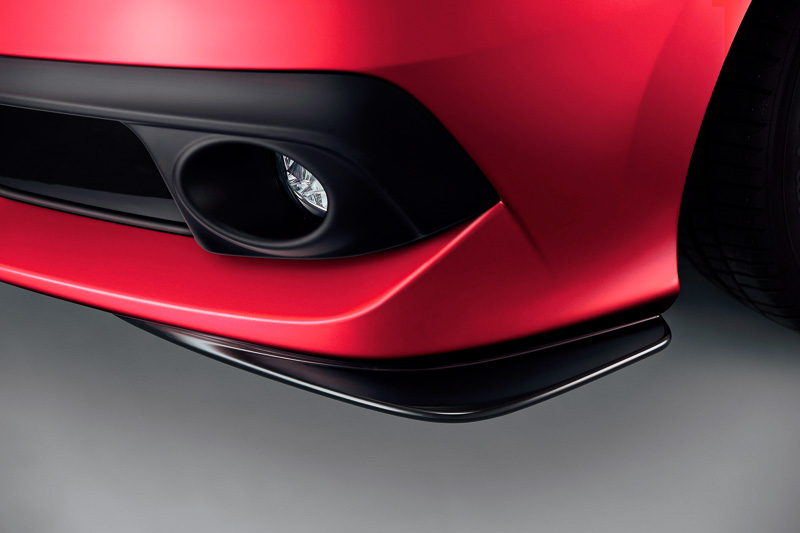 「ロアスカート」（ブラック）フロント用、左右セット：2万1600円