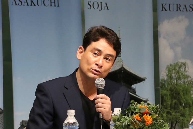 三菱自動車のアンバサダーであるアルピニスト 野口健氏