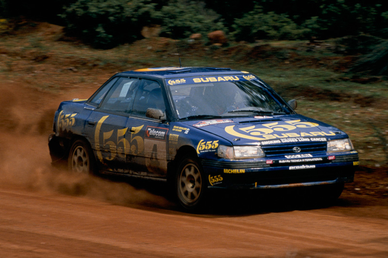 1993年のWRC 第8戦で優勝した「レガシィ RS」