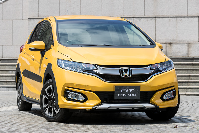 ホンダアクセスの用品装着車「フィット CROSS STYLE」