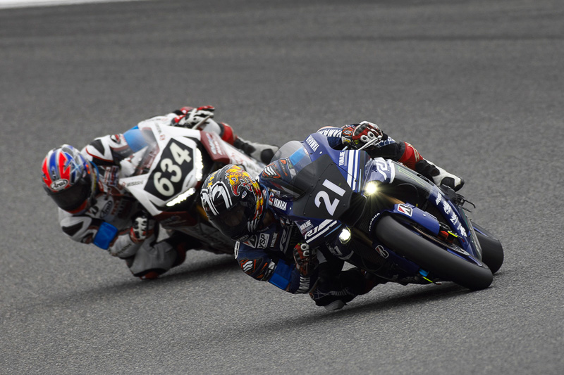 ついに21号車がトップに躍り出る