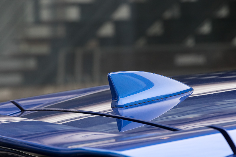 アンテナはセダン同様シャークフィンタイプ