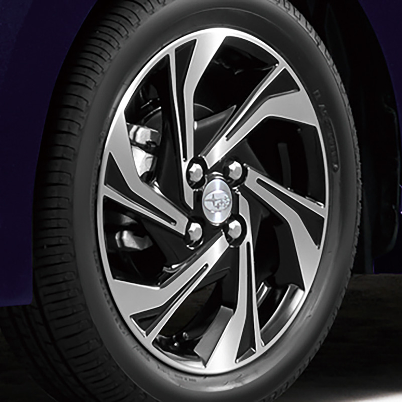 ステラ カスタムのRS スマートアシストに採用された新造形15インチアルミホイール