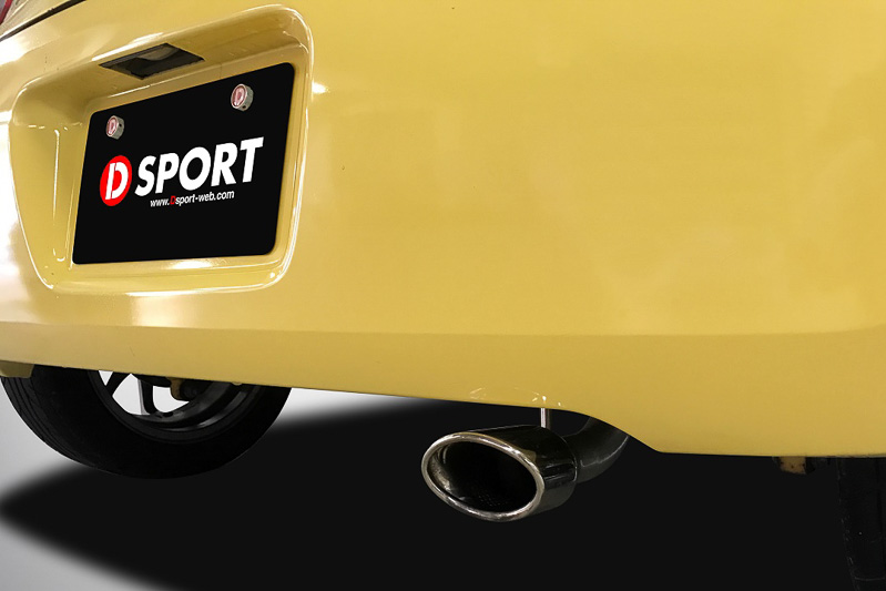 オールステンレス製で、オーバル形状の大口径テールエンドはドレスアップ効果も発揮