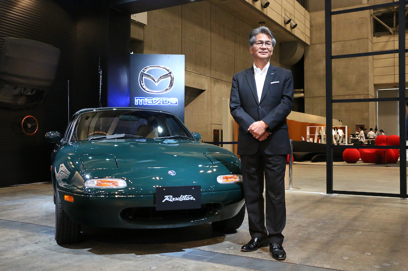 8月4日に幕張メッセで開幕した「オートモビル カウンシル2017」の会場で、レストアサービスについてのプレゼンテーションを行なったマツダ株式会社 商品本部 ロードスターアンバサダー 山本修弘氏