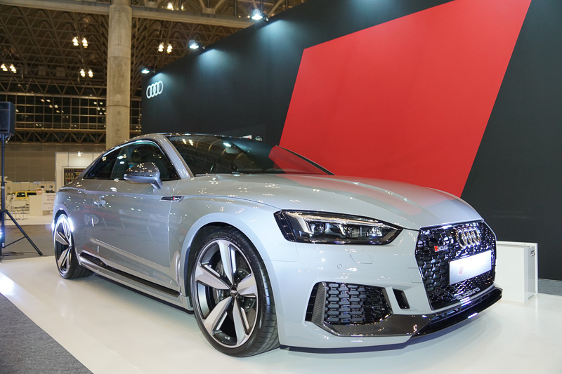 新型RS 5 クーペ