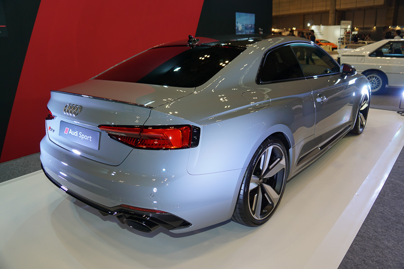 新型RS 5 クーペ