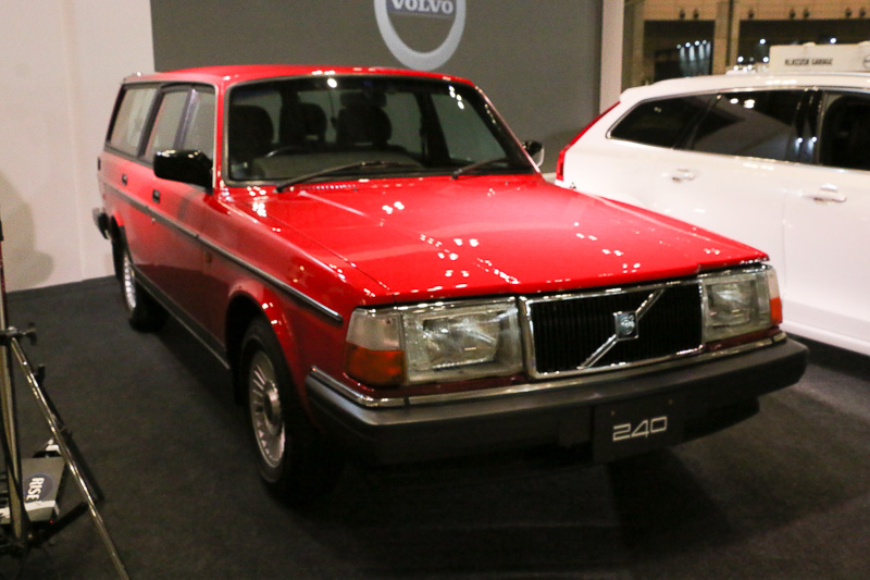 「240」はセダンとワゴンを合わせて、ボルボがこれまで生産してきたモデルの中で最大となる268万台が製造されたとのこと