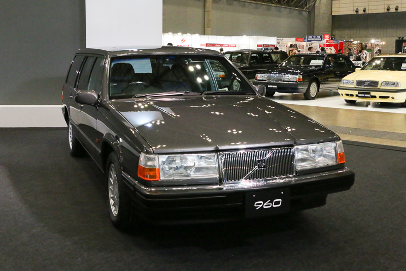 当時ボルボが自社開発した最後のモデルとなった「960」も展示
