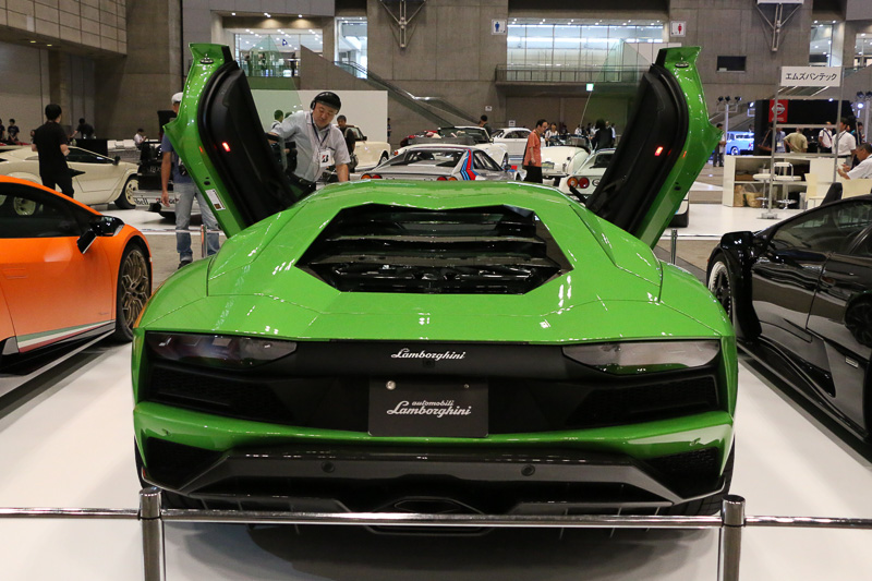 ドアが開くとさらに迫力が増す