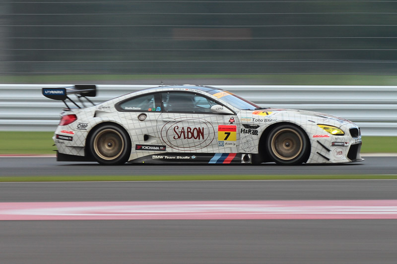 GT300クラス予選2位となった7号車 Studie BMW M6（ヨルグ・ミューラー/荒聖治組、YH）