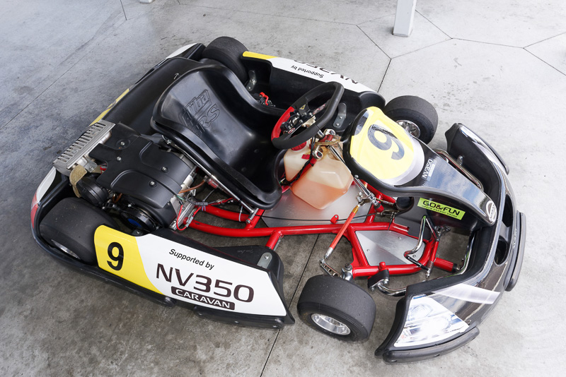 NV350風にラッピングされたカート10台で争った