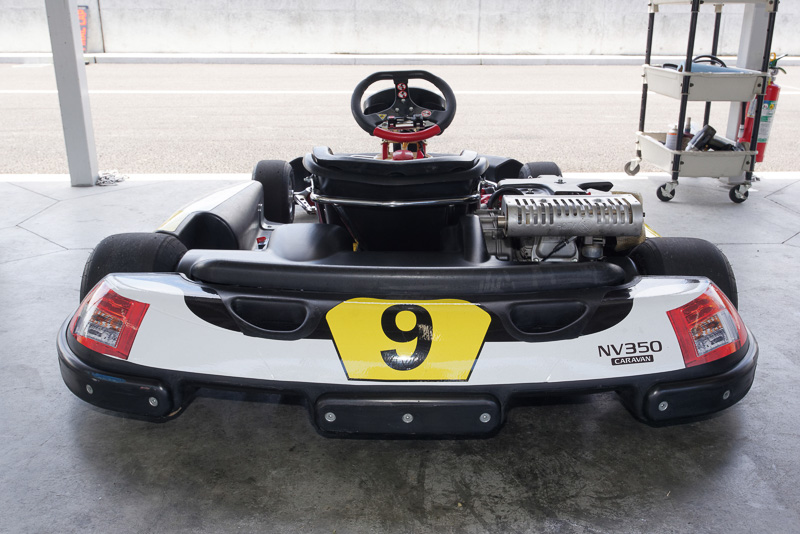 NV350風にラッピングされたカート10台で争った