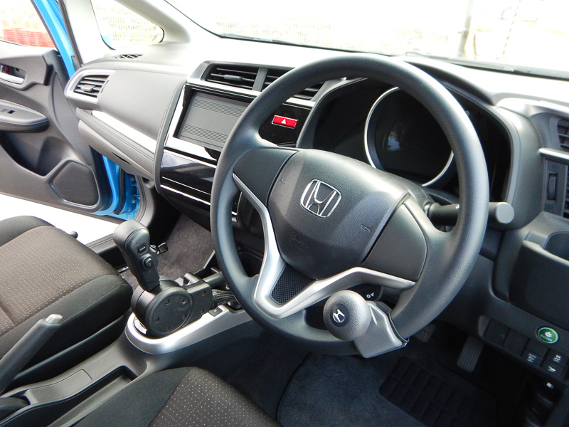 N-BOX＋と同じくステアリングに旋回ノブを取り付け