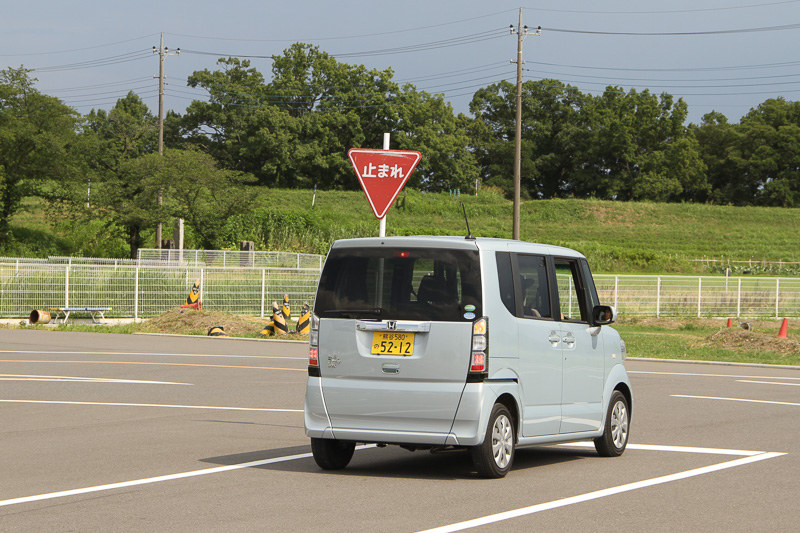 平松さんの実車訓練の様子