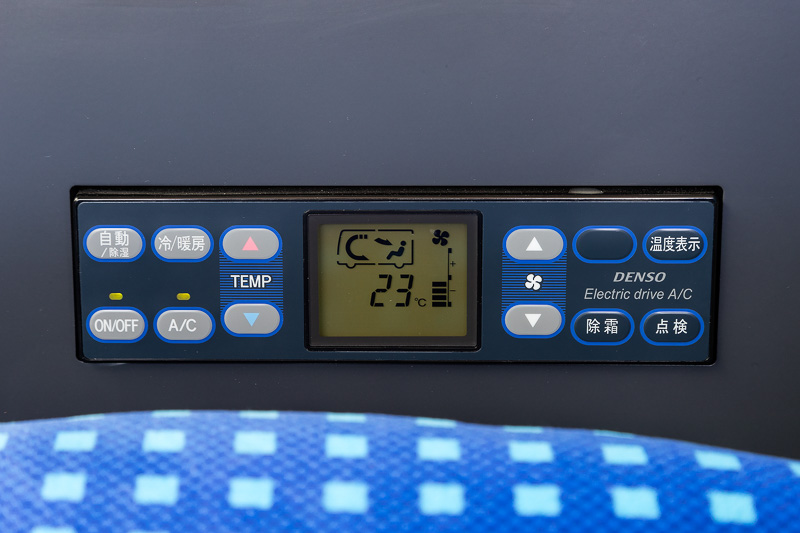 エアコンのコントロールパネル