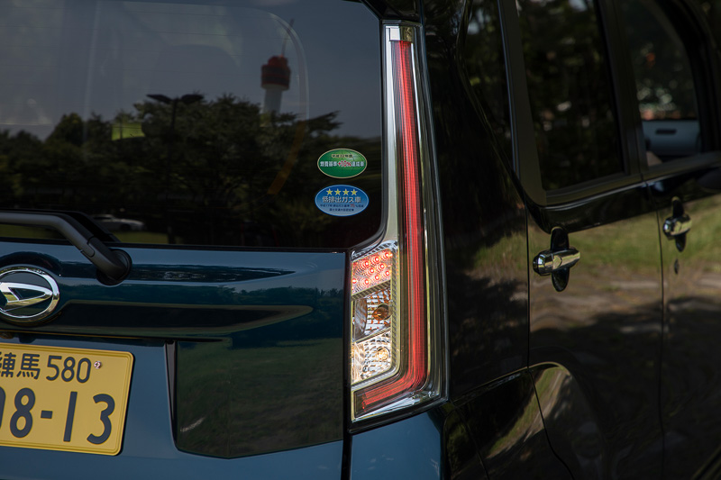 ムーヴ カスタム RS“ハイパー SA III”のリアコンビネーションランプ点灯パターン