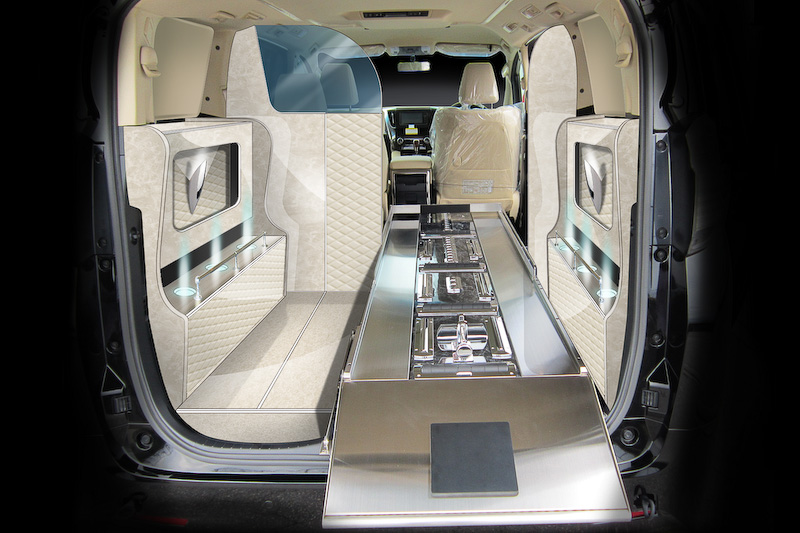 クォーターピラーに「KIZASHI（キザシ）」と呼ばれる世界初のLEDランドボーを装備