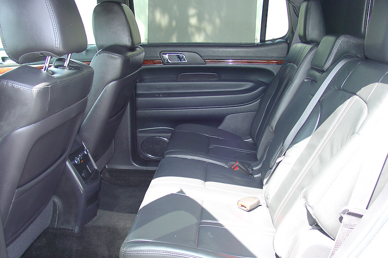 リンカーンMKT センターストレッチリムジンのインテリア
