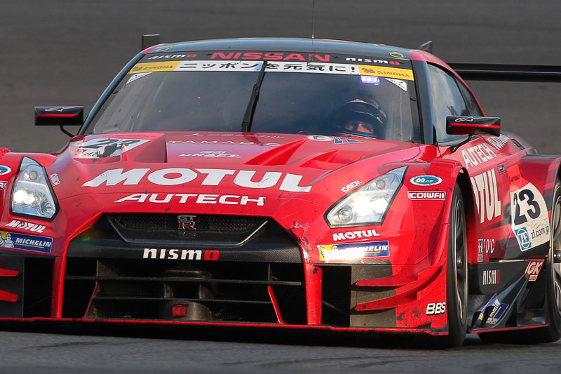 優勝こそないが、3ポイント差の5位は23号車 MOTUL AUTECH GT-Rの松田次生/ロニー・クインタレッリ