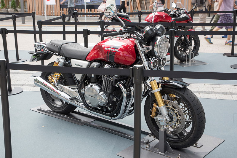 ホンダ「CB1100 RS」